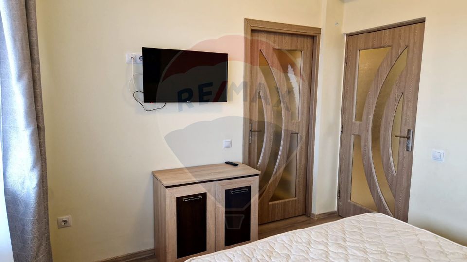 Apartament cu 3 camere de închiriat