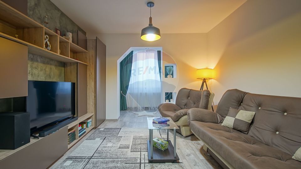 Apartament cu 3 camere de vânzare, Florilor Râșnov