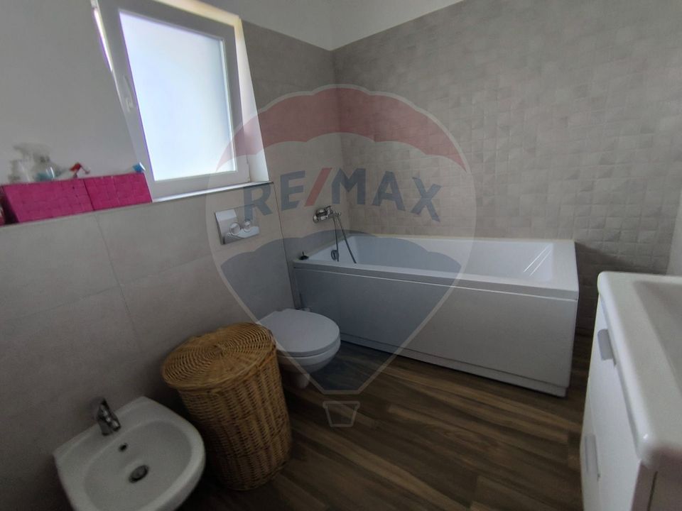 Casă 4 camere de inchiriat in Borhanci