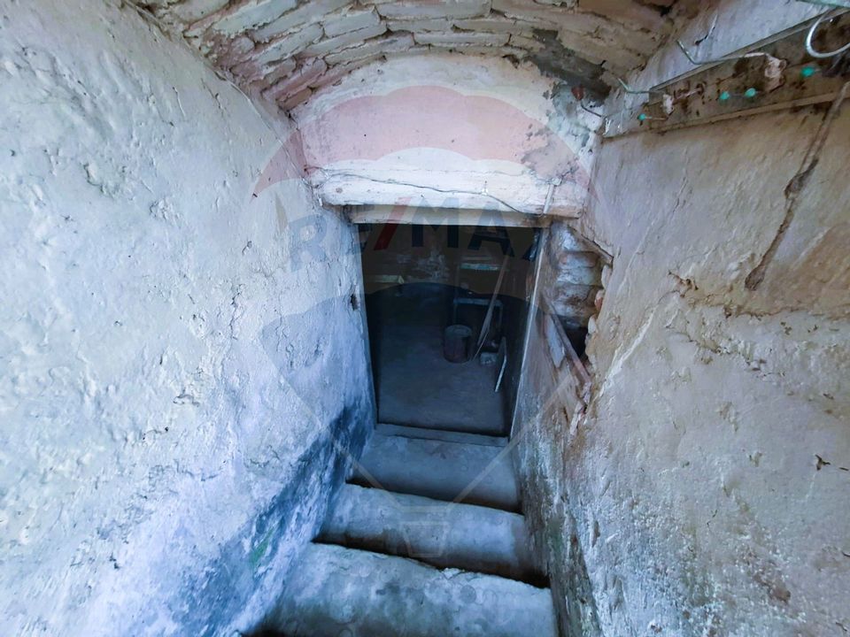 Casă de vanzare in Gura Raului