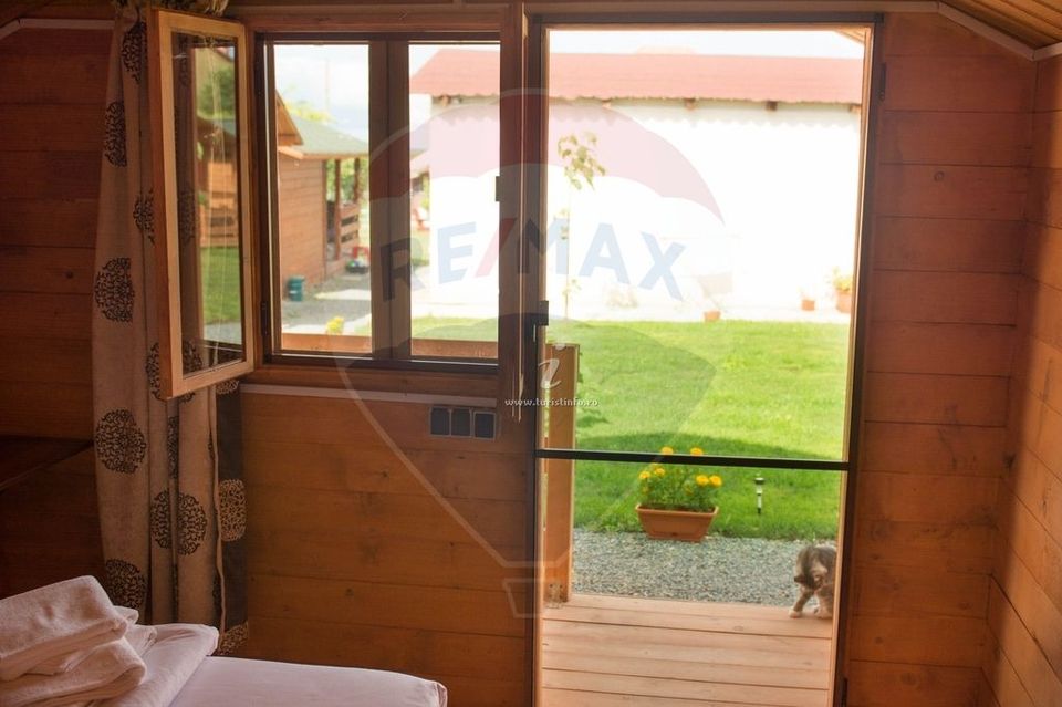 Afacere la cheie – Complex turistic cu 21 de căsuțe de vacanță în Vama