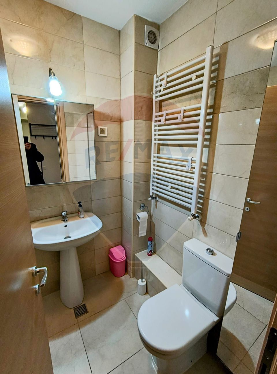 Apartament cu 2 camere de inchiriat metrou Brancoveanu