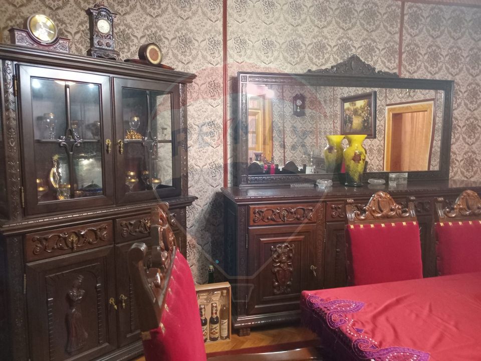 Vila  deosebita de vânzare în zona Ultracentral (EROUL NECUNOSCUT!!)