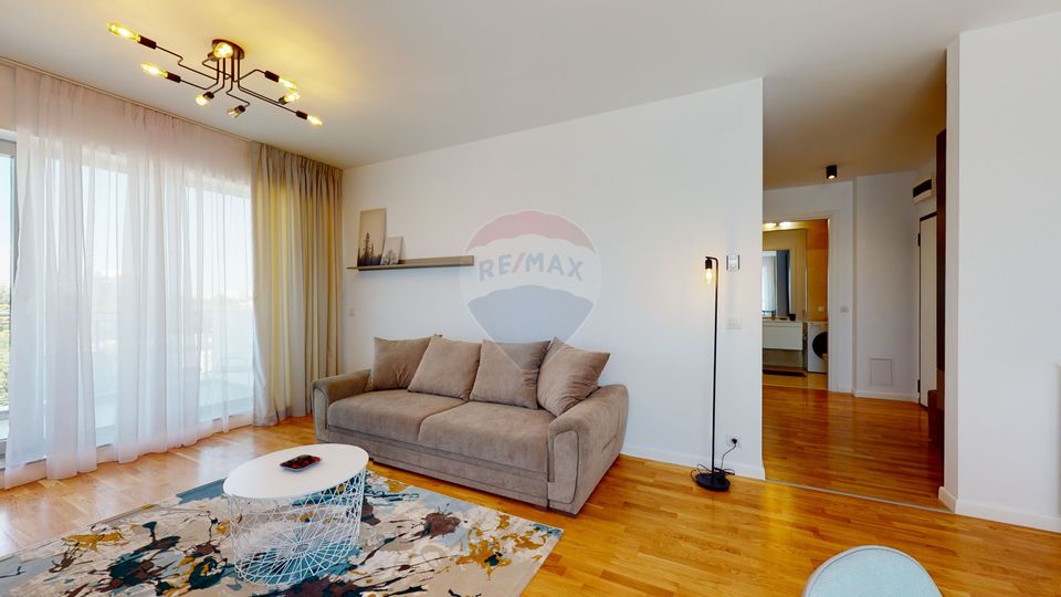 Bright apartment with 2 rooms and parking in Luxuria Domenii Residence