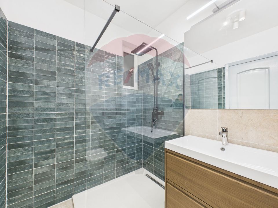 Casă / Vilă Pipera  cu 7 camere de închiriat