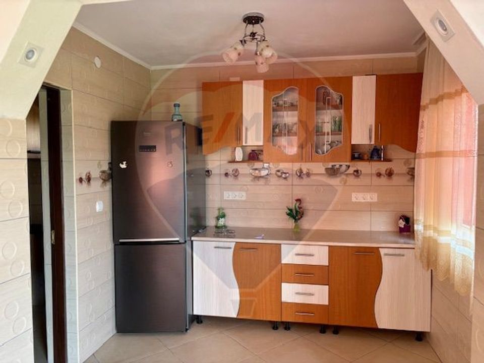 5 room House / Villa for sale