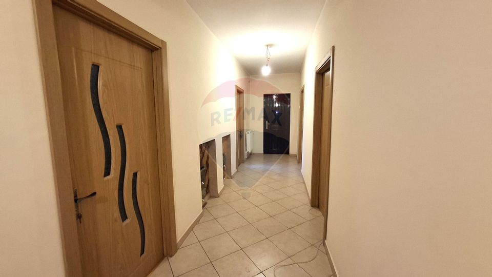 Detached house Dascalu, Ilfov, land in concession 941 sqm, DJ200