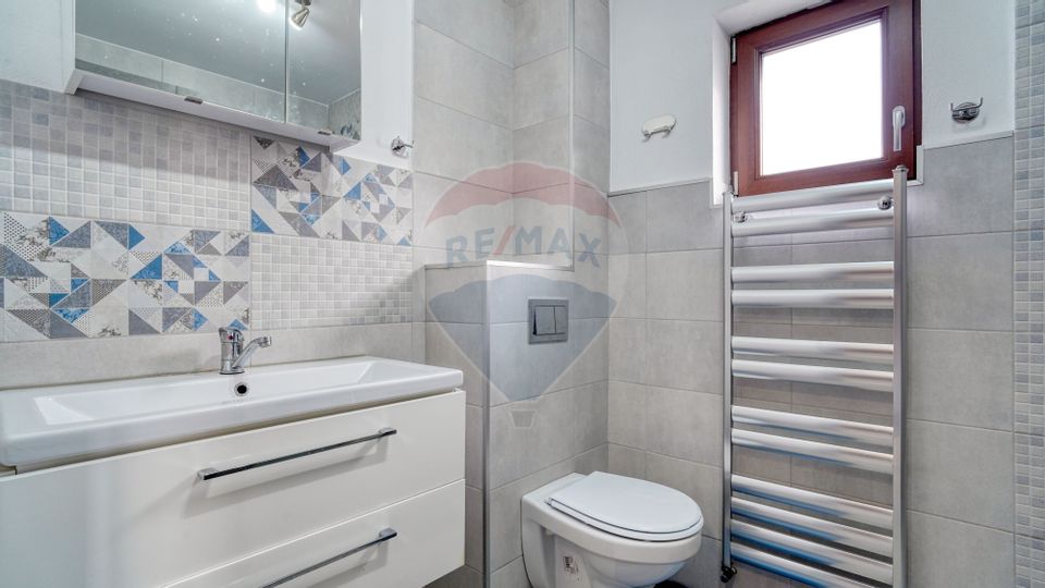 5 room House / Villa for sale, Est area