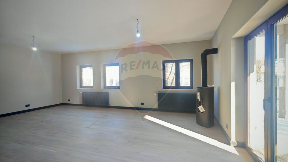 4 bedroom villa for sale I Corbeanca I Blue Lagoon