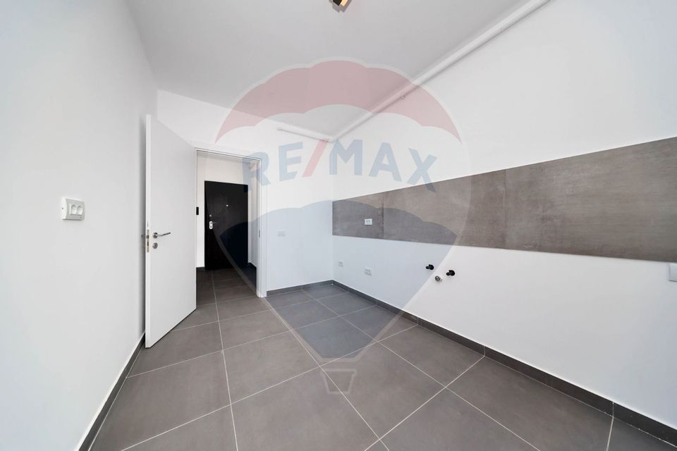 Apartament nou, curte proprie si terasa