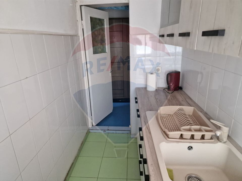 Apartament cu 2 camere de vânzare în zona Mioritei