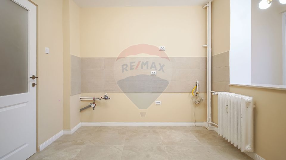 Comision 0% | Ap. 3 camere, etaj 1, complet renovat – Bd. Victoriei