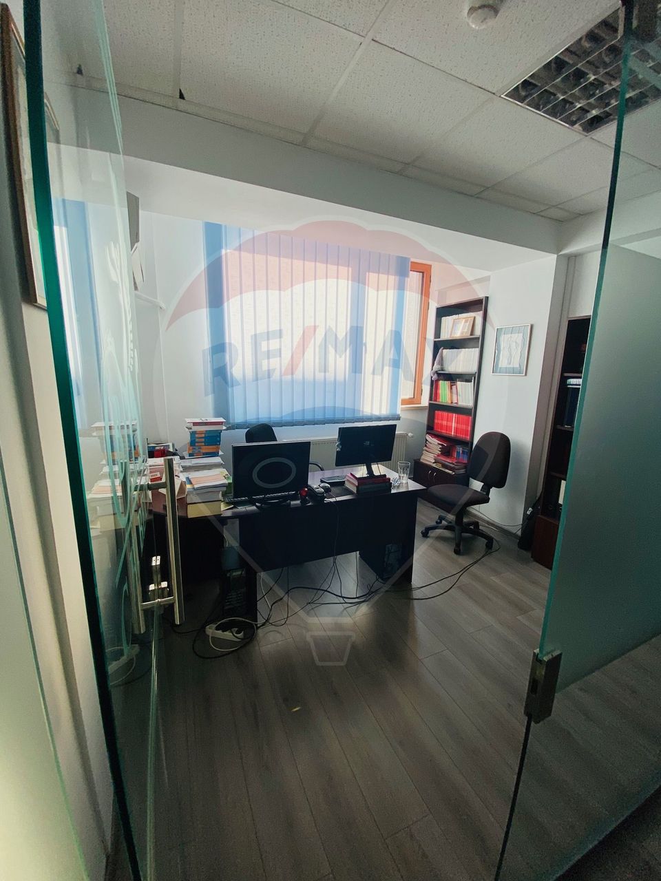 Spațiu birouri (4-5) de 130mp de închiriat în zona Calea Plevnei
