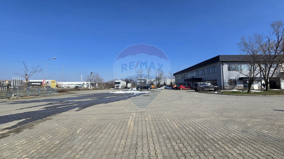 2,400sq.m Industrial Space for sale, Centura Nord area
