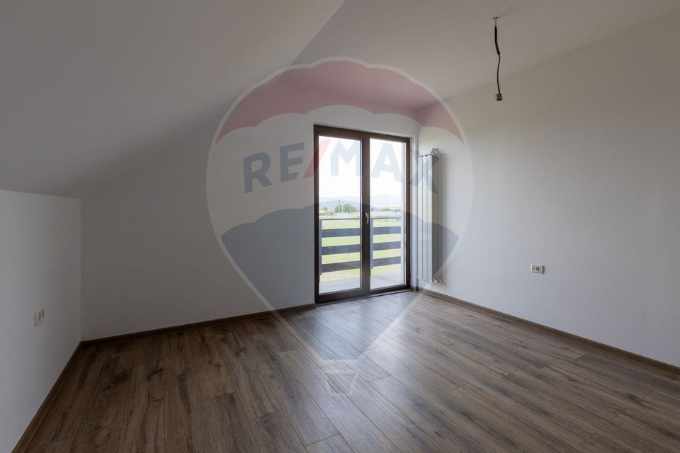 Casă Gândită pentru Tine – Comision 0%