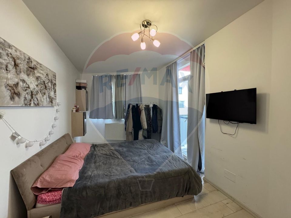 Apartament cu 3 camere  la ARED( cu loc de parcare)