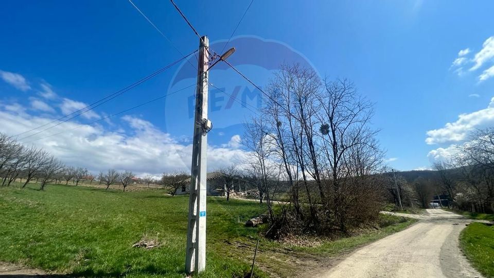 Land 4,000sqm Coas / Strada Valea grozii