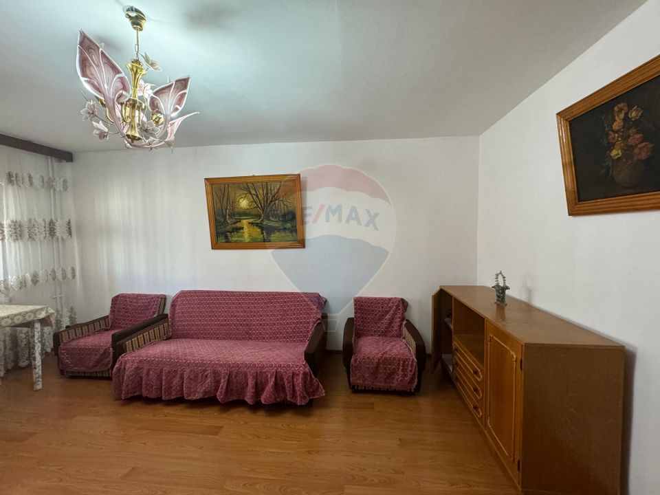 2 room Apartment for rent, Narcisa area