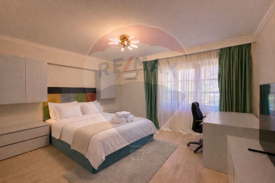 Vila / Casa de lux de vanzare  1000mp teren Str. Primaverii Constanta