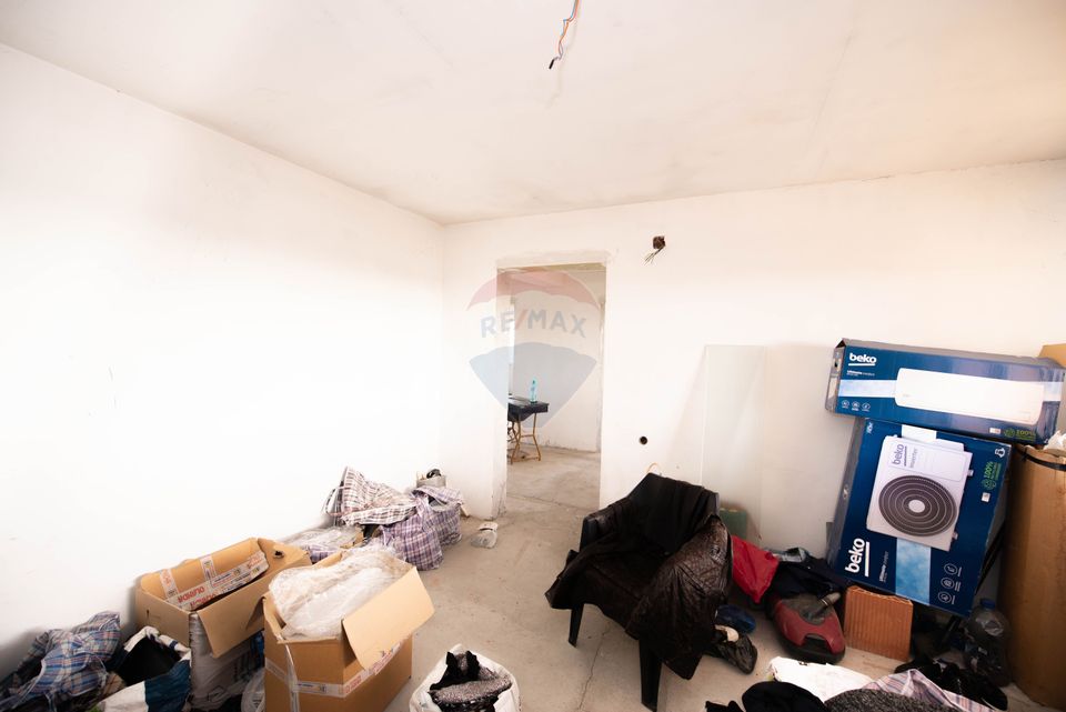 Casa individuala cu 6 camere de vanzare, Singureni, Cringuri, Giurgiu