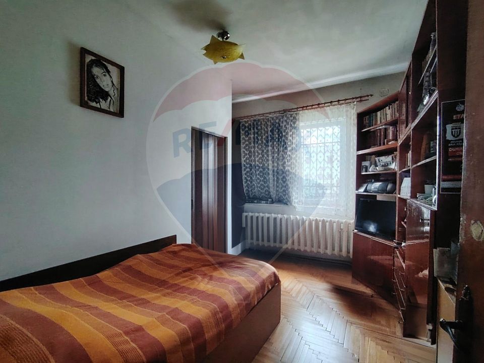 Comision 0% – Casa ultracentrala, liniștita, cu garaj
