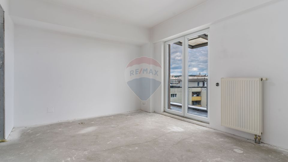 4 room Apartment for sale, Semicentral area