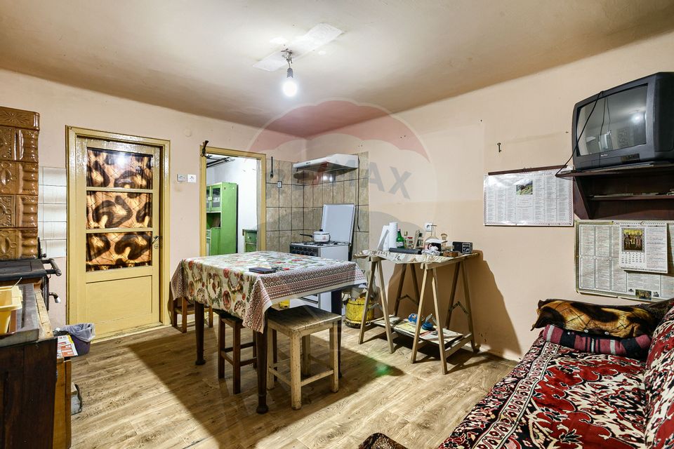 4 room House / Villa for sale, Periferie area