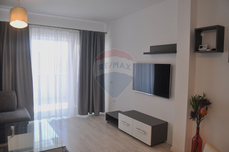 Apartament cu 2 camere de închiriat, Arad Plaza