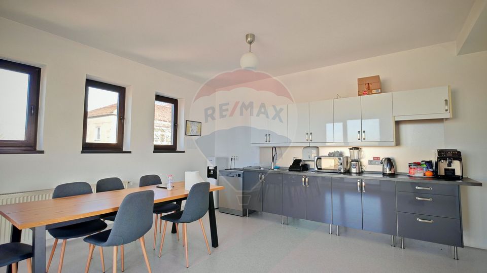 943.29sqm office space for sale in Hippodrome 1 area