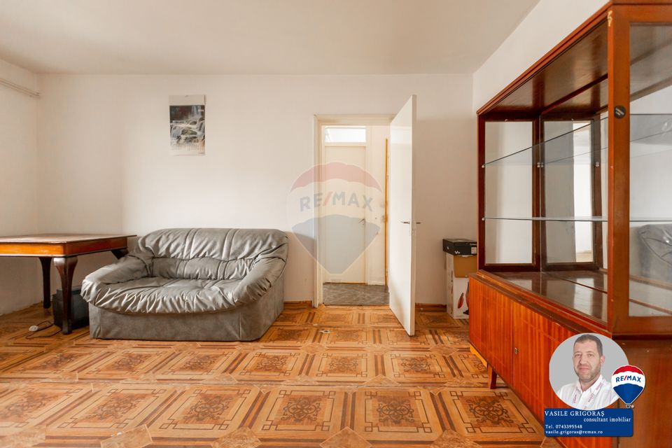Apartament cu 2 camere de vânzare în zona Mioritei