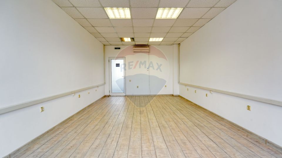 165sq.m Office Space for rent, Ultracentral area