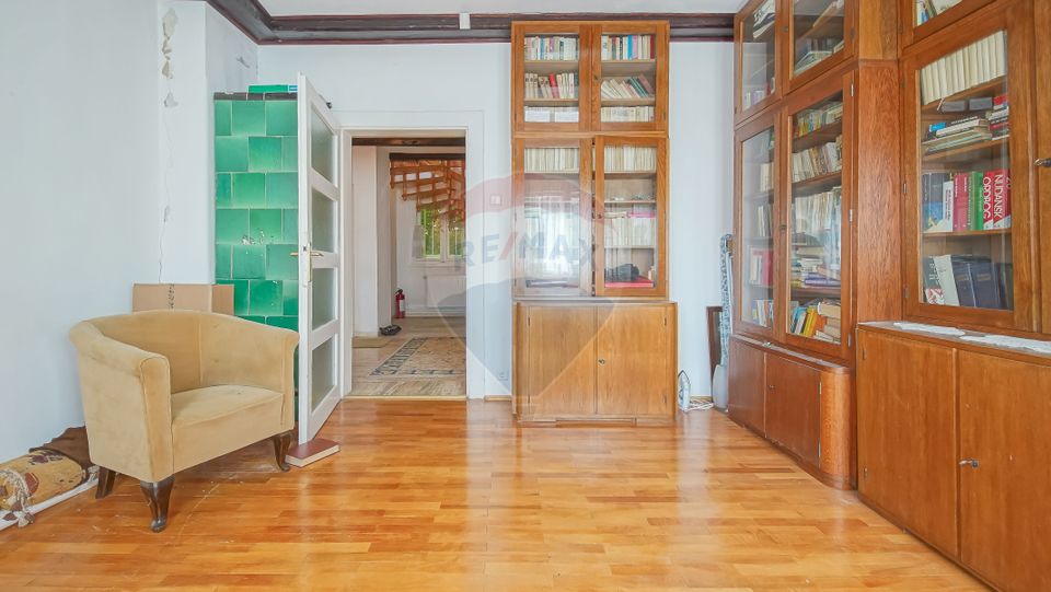 Vanzare două vile, cu potential investitional în Brașov, cartier Șchei