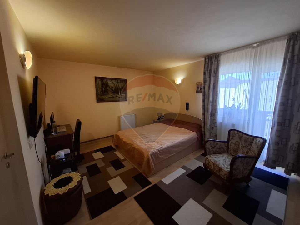 Casă / Vilă cu 5 camere de vânzare în zona Brestei