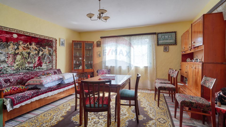 4 room House / Villa for sale