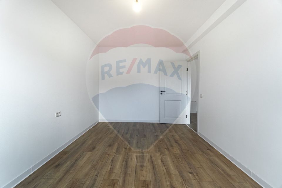 4 room House / Villa for sale