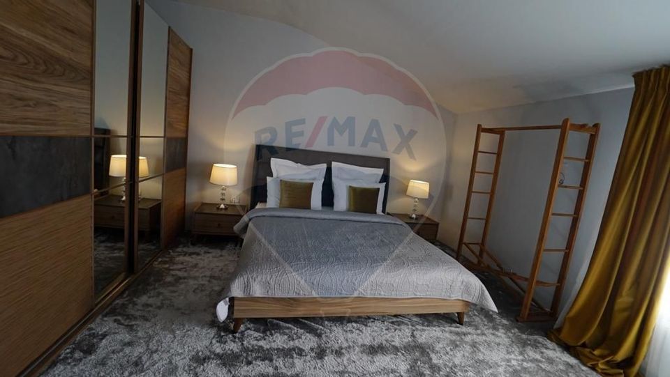 DE VANZARE Casa/Vila 10 camere BD Tomis