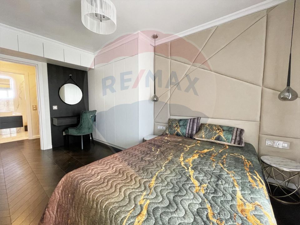 Apartament de lux cu 3 camere de închiriat în zona Central