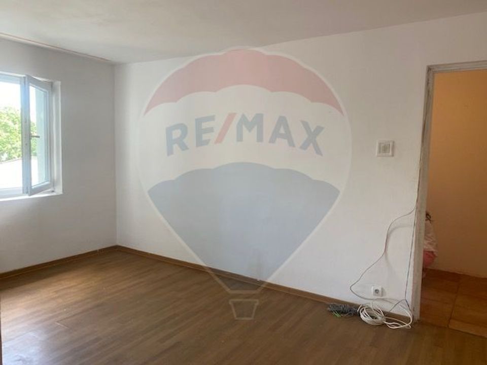 Apartament cu doua camere in zona Vitan