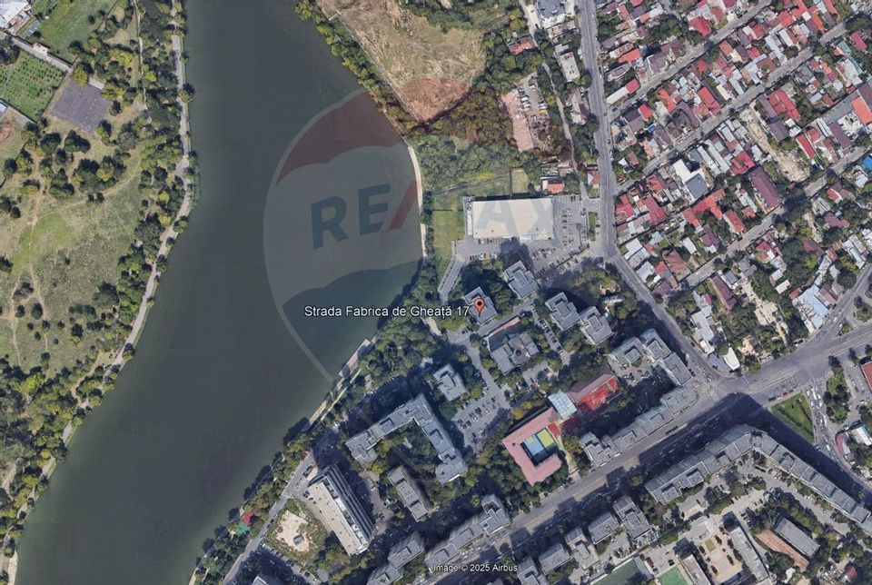 Inchiriere apartament  3 camere,  zona Plumbuita - Colentina