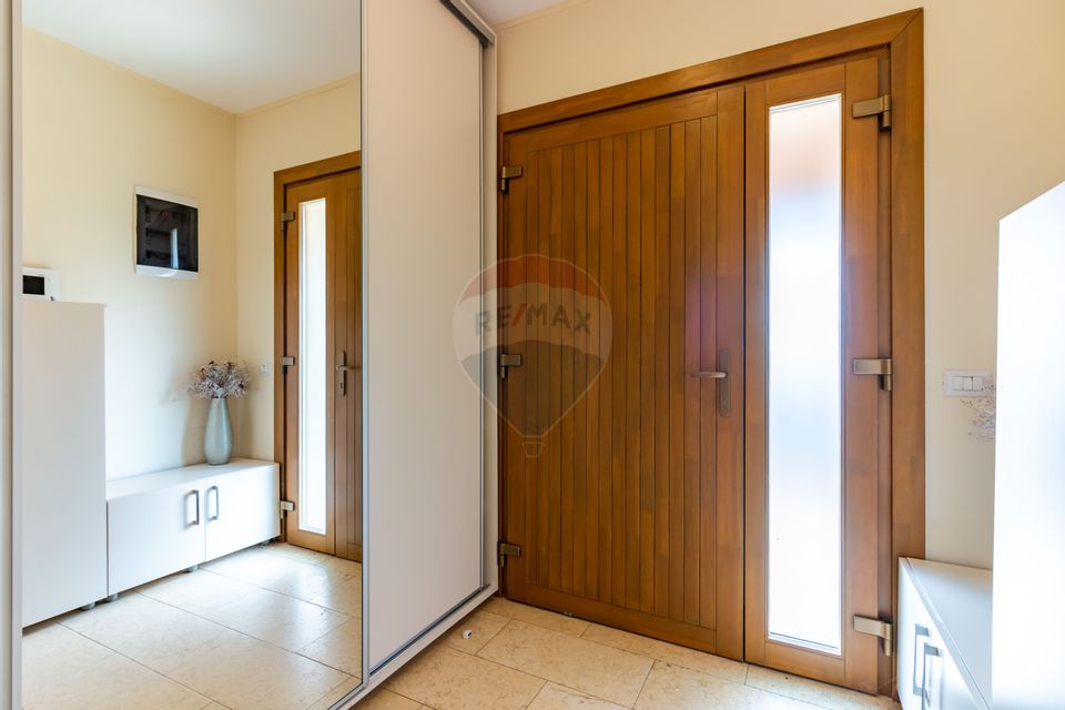 Sale spectacular villa Corbeanca / green and quiet area