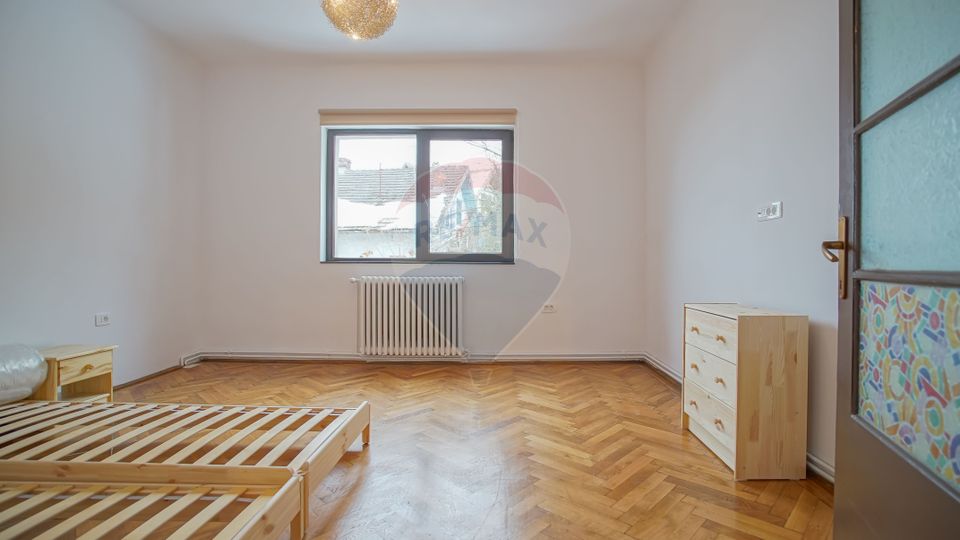 Apartament cu 3 camere în casă cu grădină Drumul Poienii