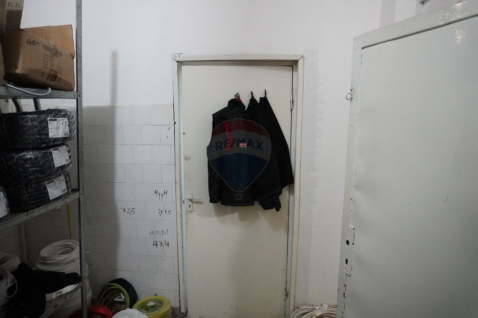 164sq.m Commercial Space for rent, Central area