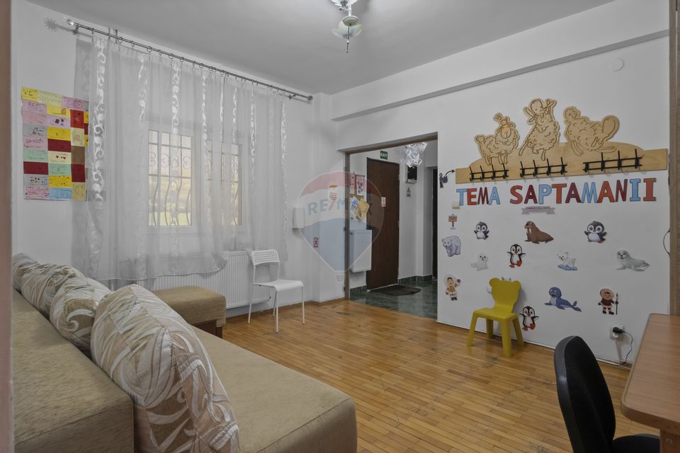 House 9 rooms for rent, various activities 13 September / Unirii