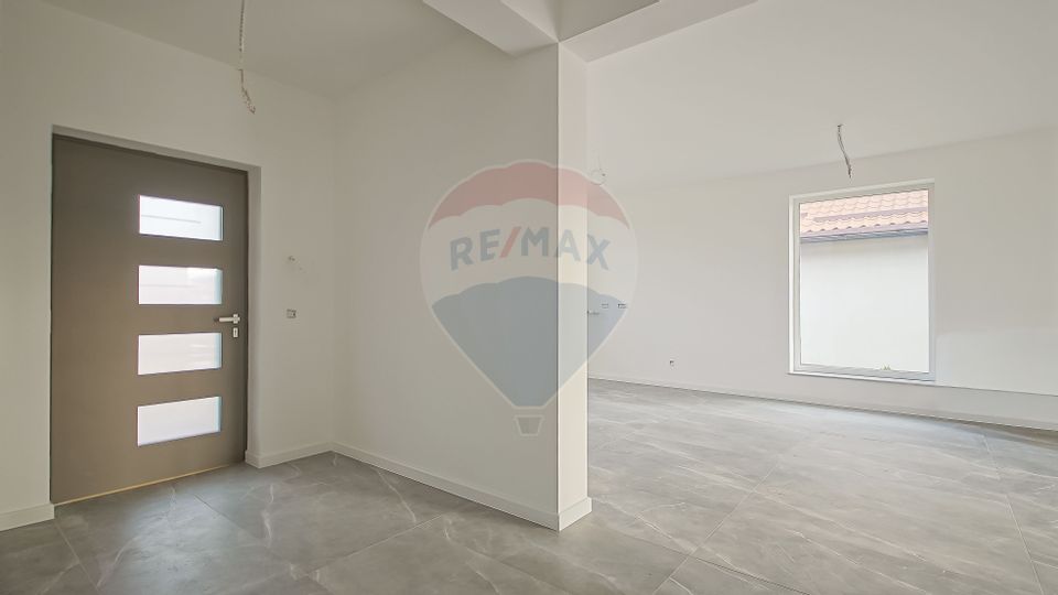 Comision 0 %! Casă cu 4 camere, construcție 2025, Bod!