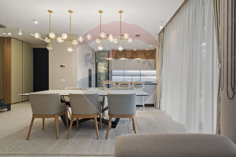 6 room House / Villa for sale