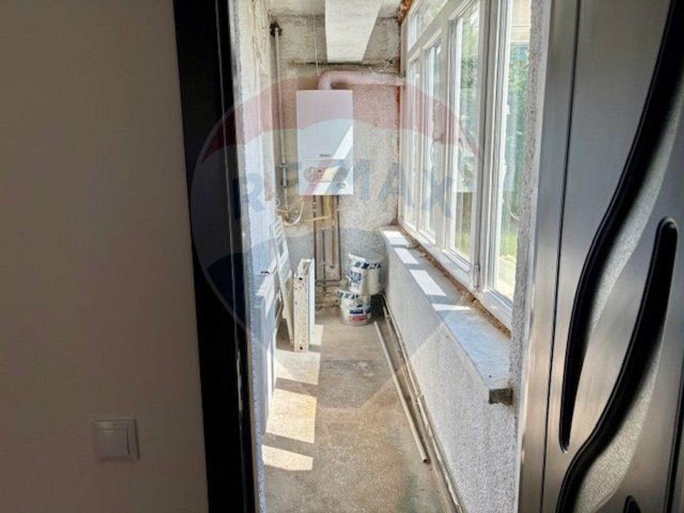 3 room Apartment for sale, Est area