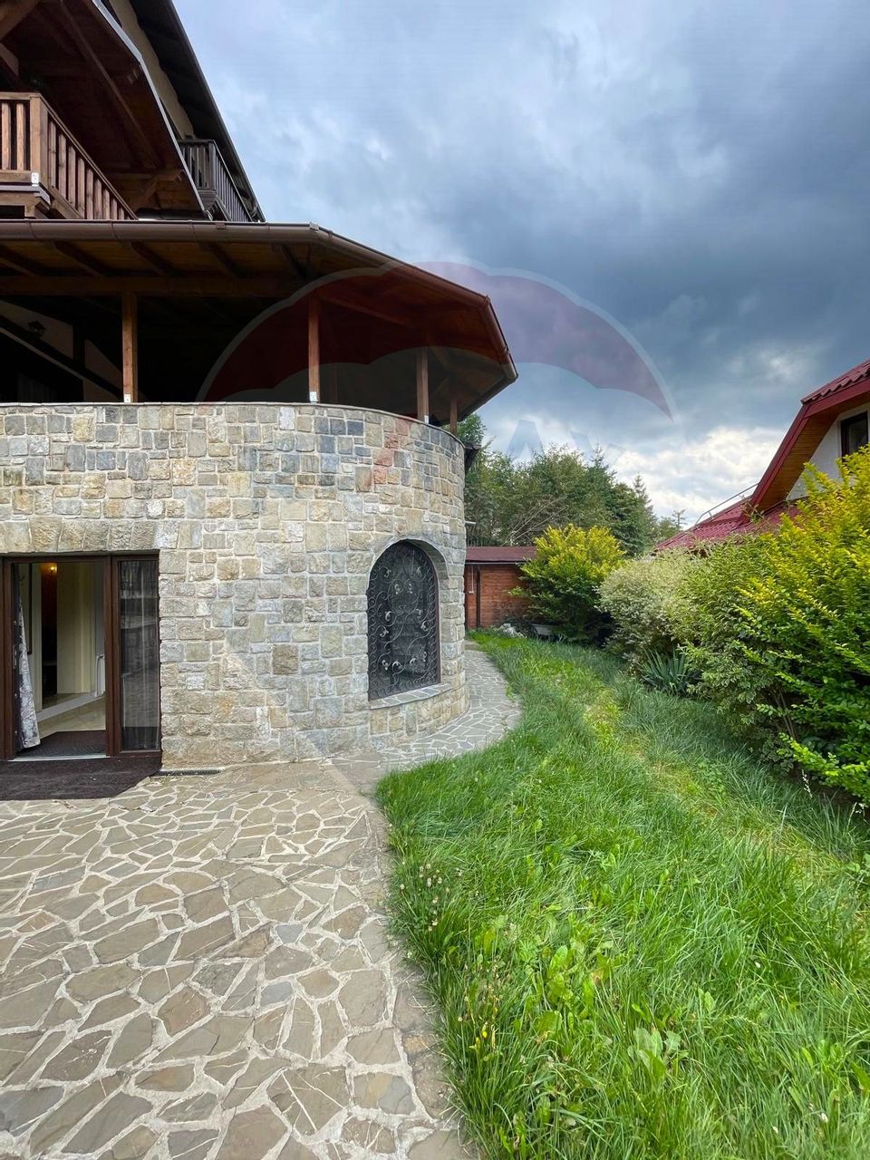 7-room guesthouse | Zamora - Busteni area | Prahova