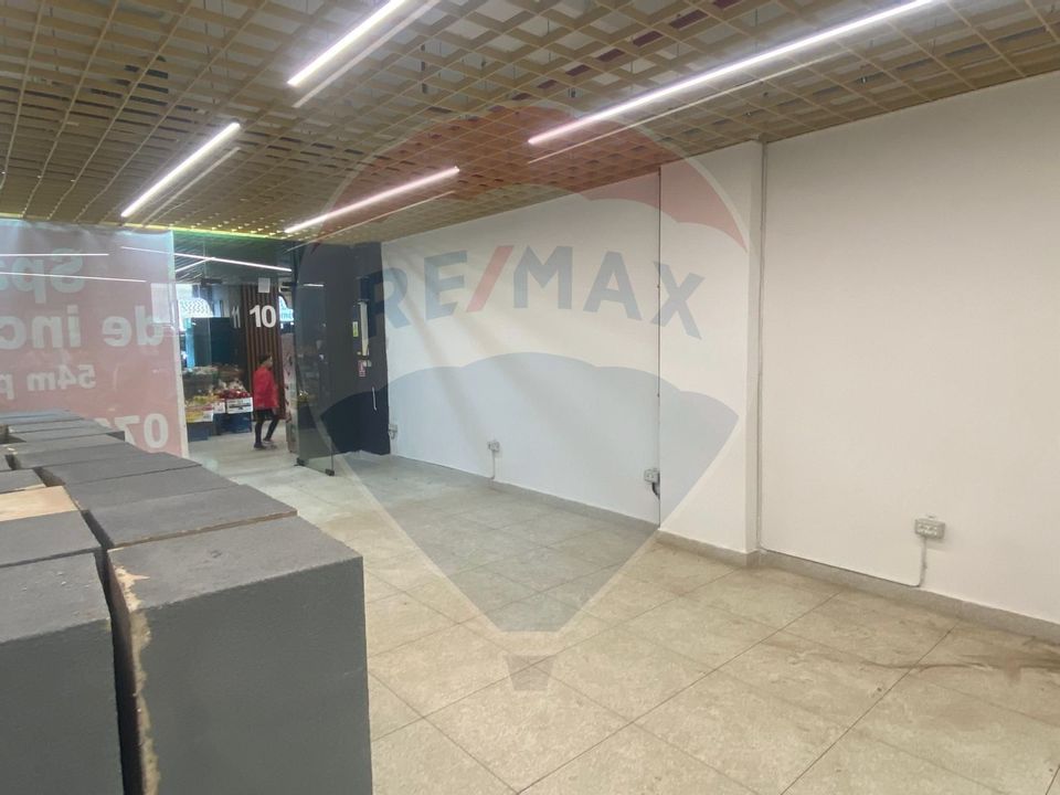 130sq.m Commercial Space for rent, 13 Septembrie area
