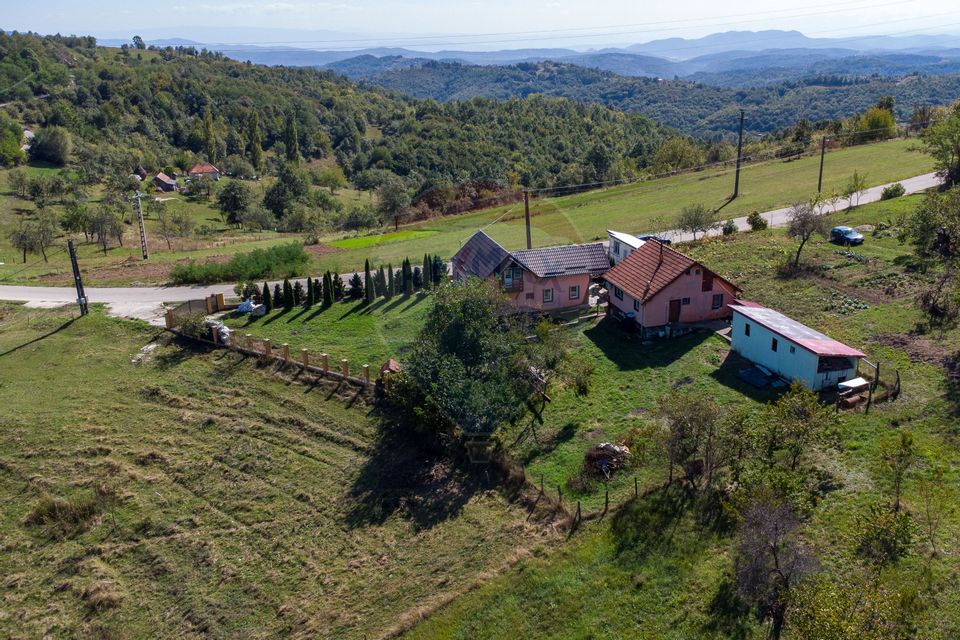 Casă / Vilă noua in Luncoiu de Jos, jud. Hunedoara