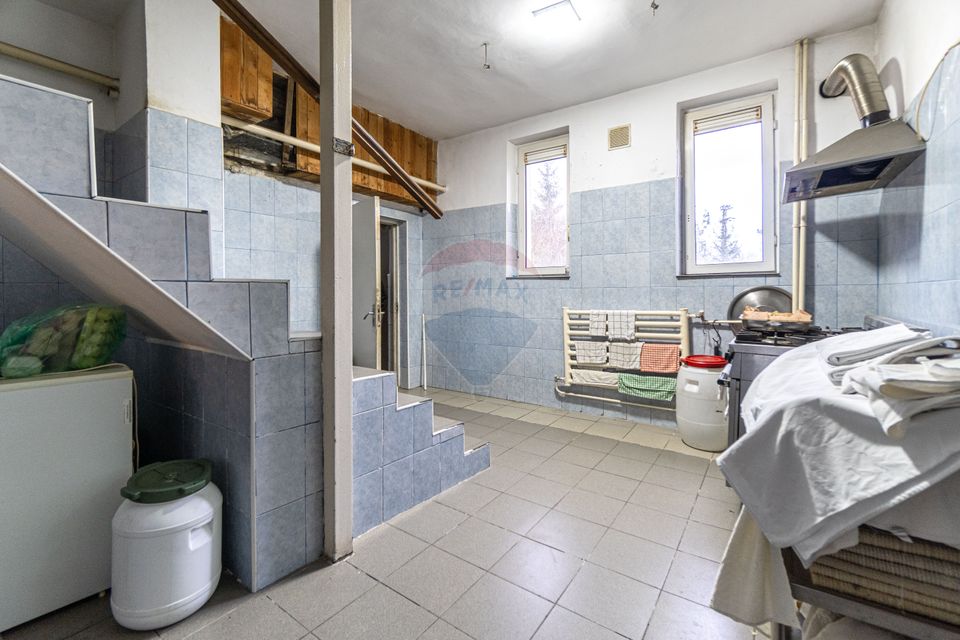 Hotel de vanzare Timisul de jos, Brasov, DN1